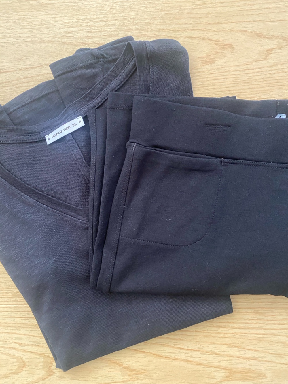 AMERICAN GIANT BUNDLE Black Women's Ponte Leggings AND BLACK Slub V-neck tee MD